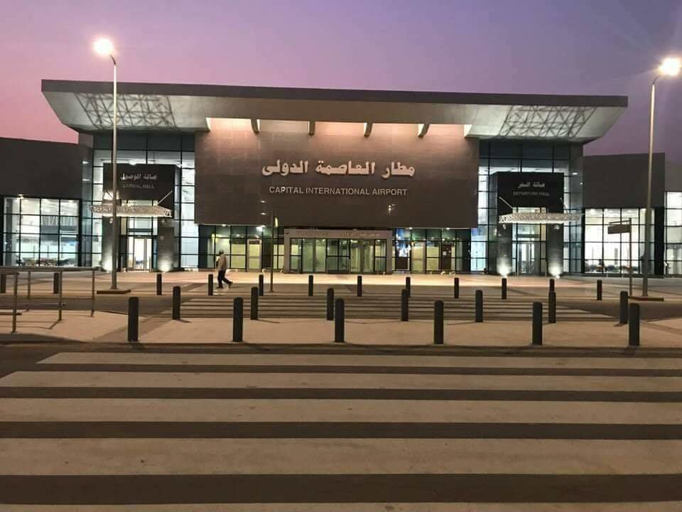 مصر.. بيان رسمي ينفي تجميد حركة الطيران بمطار العاصمة
