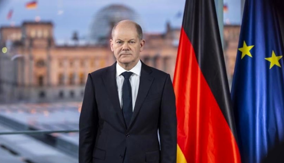المستشار الألماني يحذر من الديون الجديدة