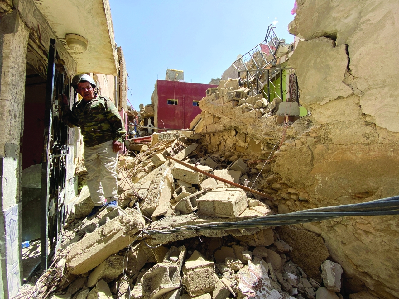 الصورة : من مشاهد الدمار في مدينة أمازميز| رويترز