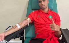 الصورة: الصورة: نجوم المنتخب المغربي يتبرعون بالدم وموجة واسعة من التعاطف مع أسر ضحايا الزلزال