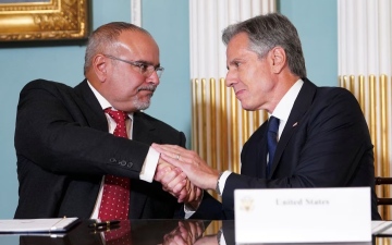 الصورة: الصورة: أمريكا والبحرين توقعان اتفاقية استراتيجية أمنية واقتصادية