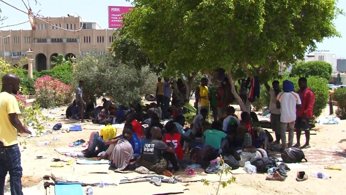 تونس تخلي ساحة عامة من المهاجرين في صفاقس