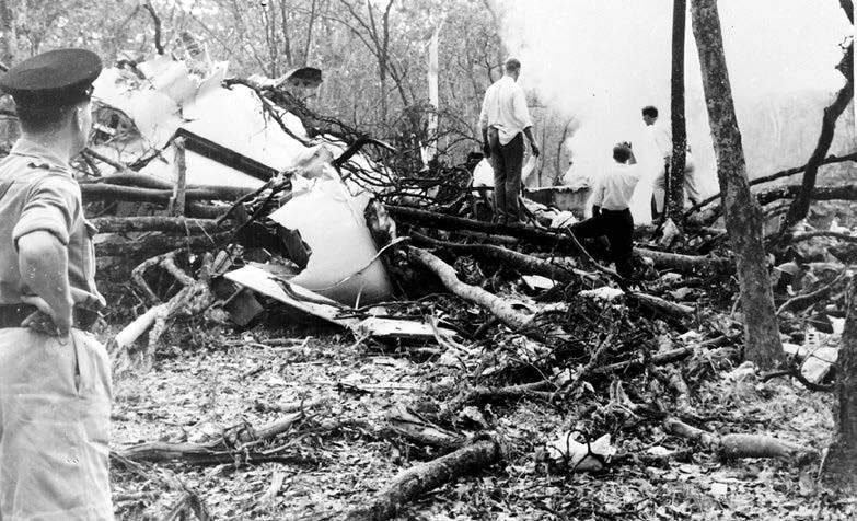 الصورة : 1961مقتل الأمين العام للأمم المتحدة داغ همرشولد إثر سقوط مروحيته
