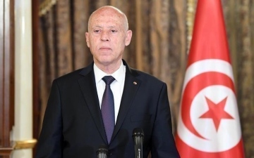الصورة: الصورة: الرئيس التونسي يقيل مدير شركة الكهرباء بعد الانقطاع المفاجئ في  كافة مناطق تونس