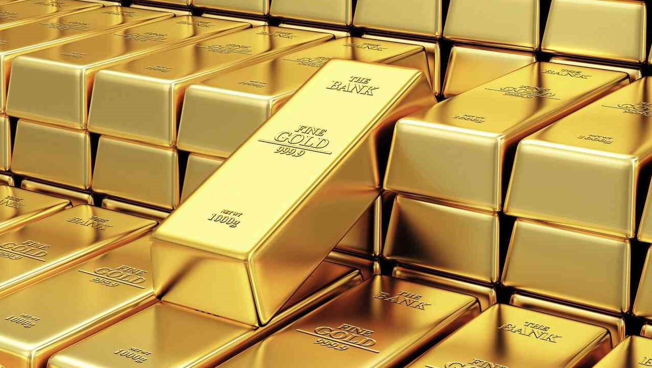 الذهب يهبط دون 1900 دولار ويسجل أدنى مستوياته خلال 4 أسابيع