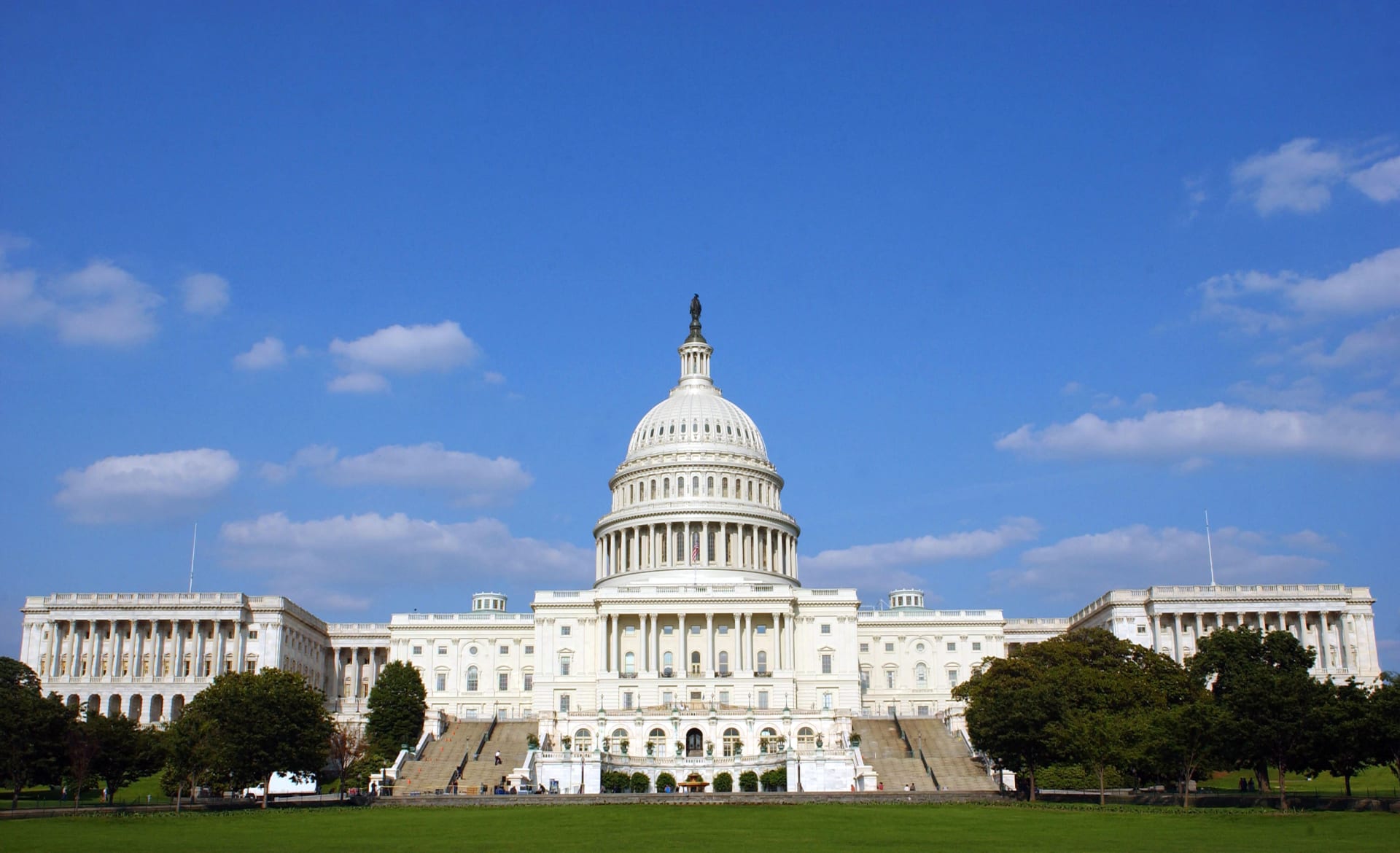 «الشيوخ الأمريكي» يطرح حلاً مؤقتاً لأزمة الموازنة.. والمساعدات الأوكرانية أكبر عائق