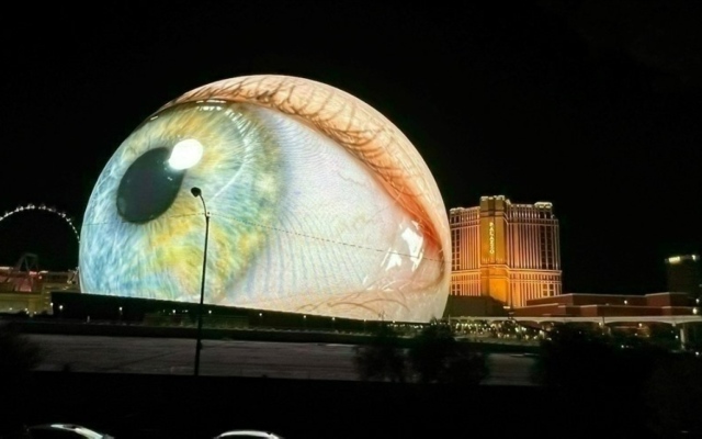الصورة: الصورة: «عين لاس فيغاس» أكبر مبنى دائري في العالم