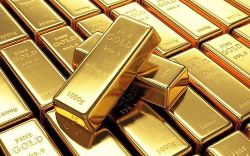الصورة: الصورة: أسعار الذهب تهبط لجلسة سابعة مسجلة أطول سلسلة خسائر منذ أغسطس 2022
