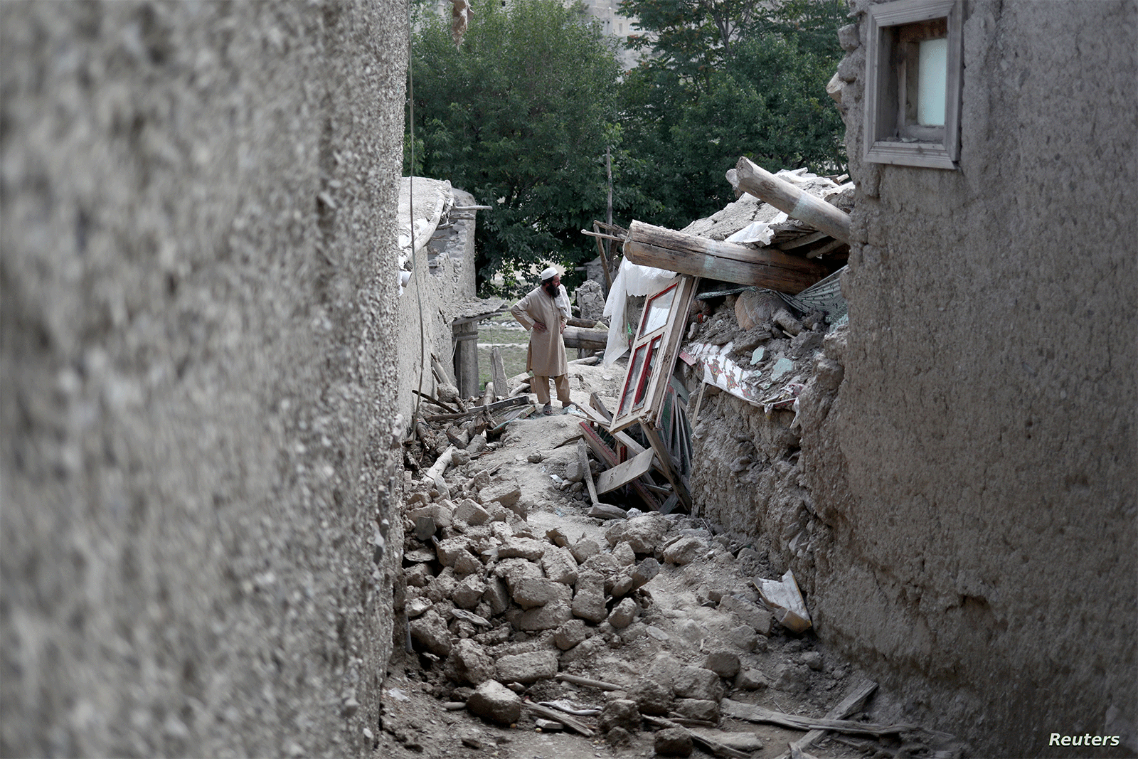 500 شخص لقوا حتفهم حتى الآن جراء زلزال أفغانستان