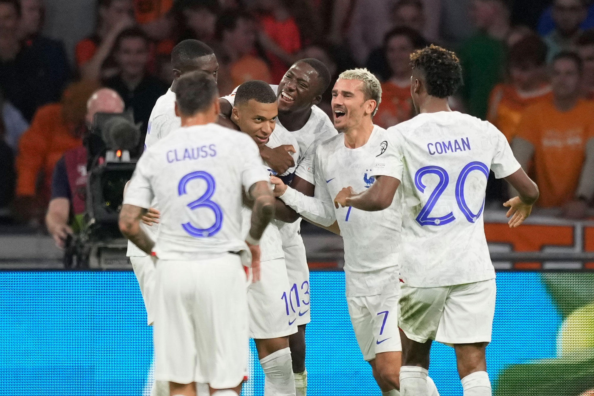 فرنسا والبرتغال وبلجيكا تتأهل إلى نهائيات بطولة أوروبا 2024