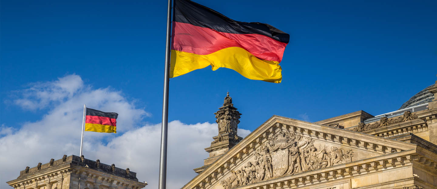 الحكومة الألمانية تعتزم إعطاء الأولوية لطلبات صادرات الأسلحة إلى إسرائيل