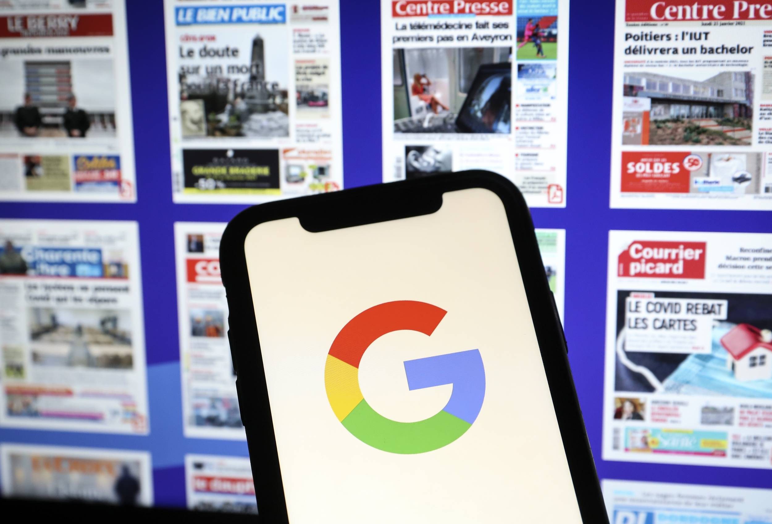 غوغل توافق على دفع حقوق النشر لـ 350 موقعاً للناشرين الصحفيين في فرنسا