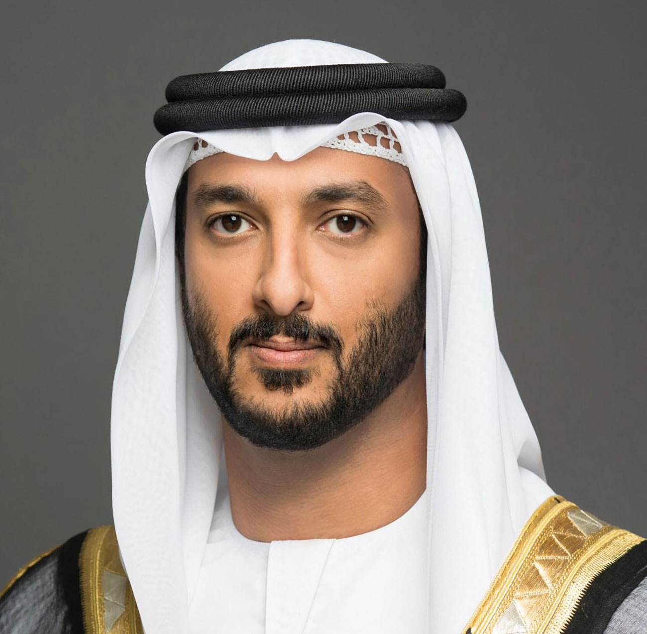 عبدالله بن طوق: توجيهات القيادة الرشيدة ترسخ موقع الإمارات حلقة وصل اقتصادية عالمية