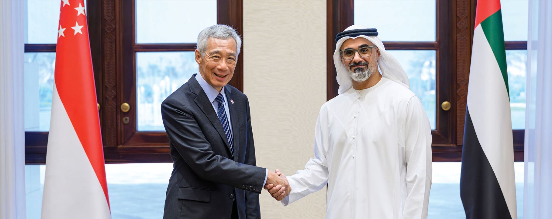 خالد بن محمد بن زايد يلتقي رئيس وزراء جمهورية سنغافورة ويبحثان سُبل مواصلة تعزيز العلاقات الثنائية