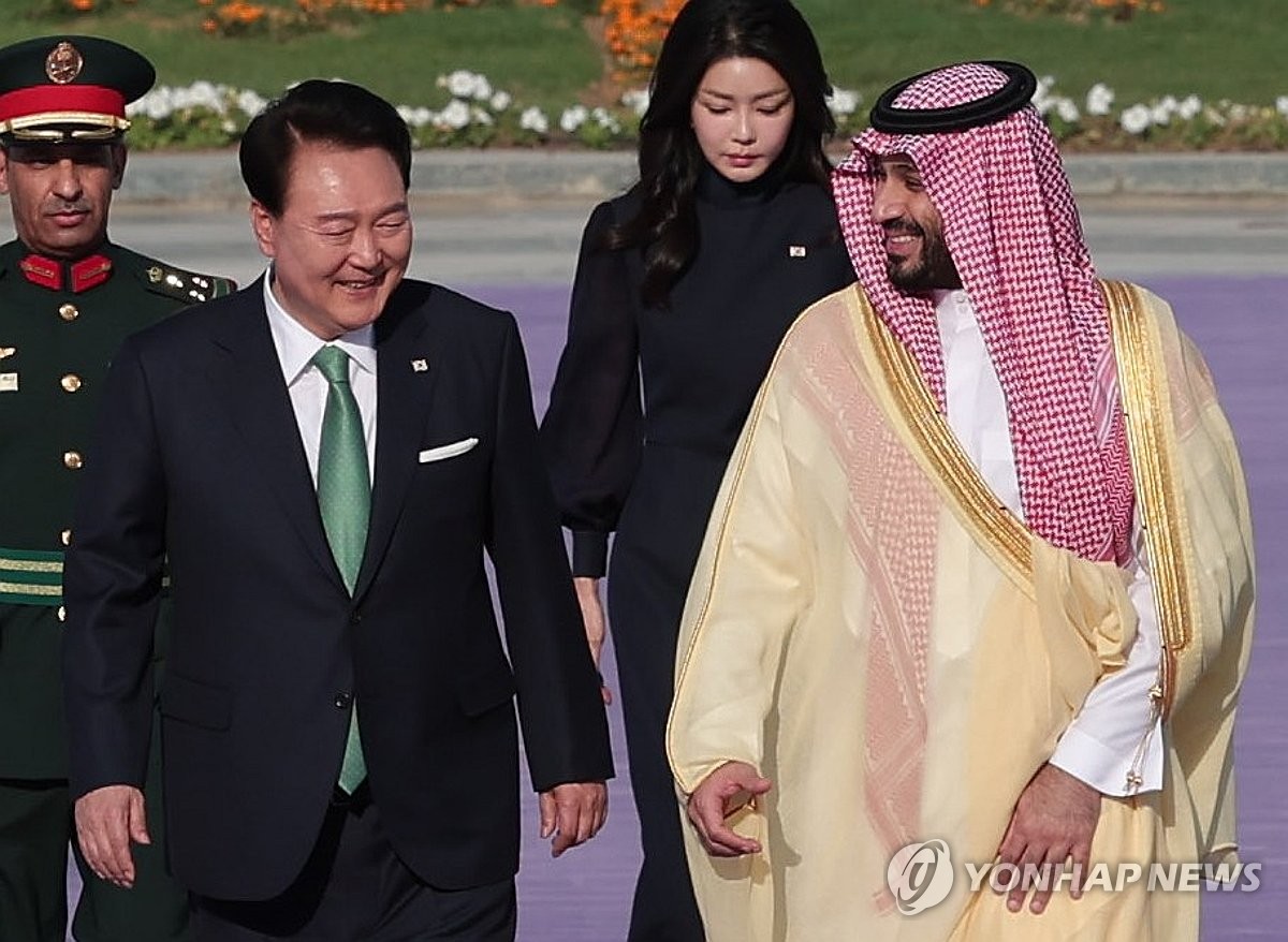 كوريا الجنوبية والسعودية توقعان 51 اتفاقية ومذكرة تفاهم بقيمة 15.6 مليار دولار