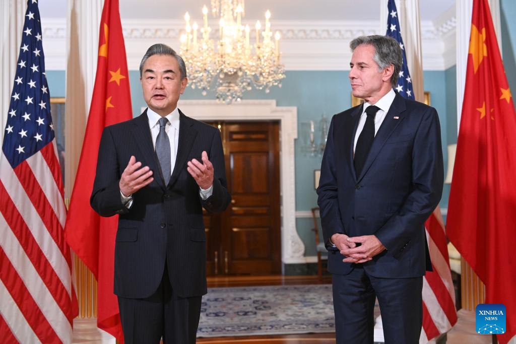 وزير الخارجية الصيني يجري محادثات مهمة في واشنطن