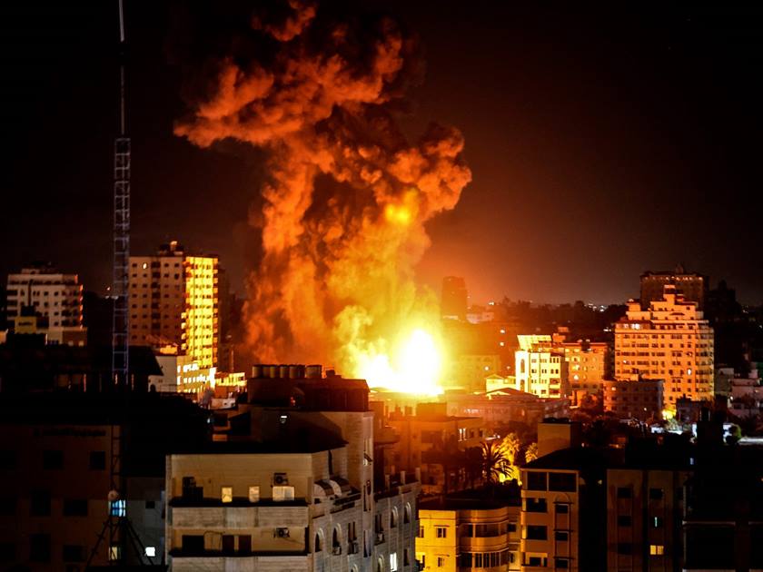 عشرات القتلى والجرحى في غارات إسرائيلية متواصلة على مناطق عدة بقطاع غزة