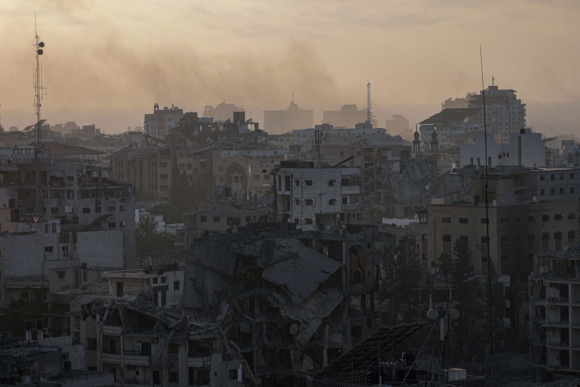 نتنياهو: إسرائيل منفتحة على فترات توقف صغيرة في القتال بغزة