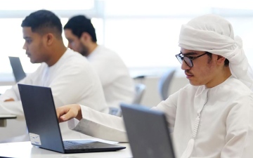 الصورة: الصورة: " الإمارات للتعليم المدرسي" تتدارك الخلل التقني في مادتي العلوم الصحية و الاحياء