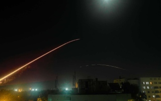 الصورة: الصورة: قصف صاروخي اسرائيلي على محيط العاصمة السورية دمشق