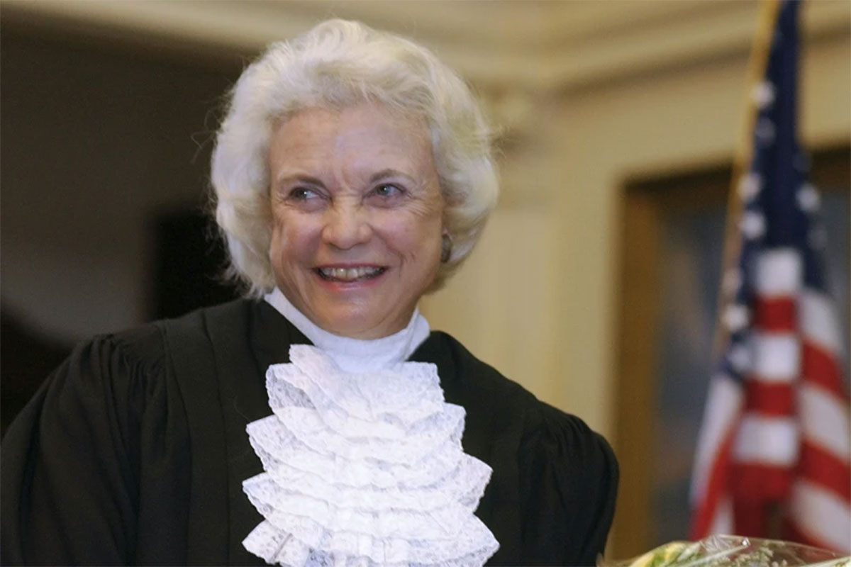 وفاة ساندرا داي أوكونور أول قاضية تنضم إلى المحكمة العليا الأمريكية