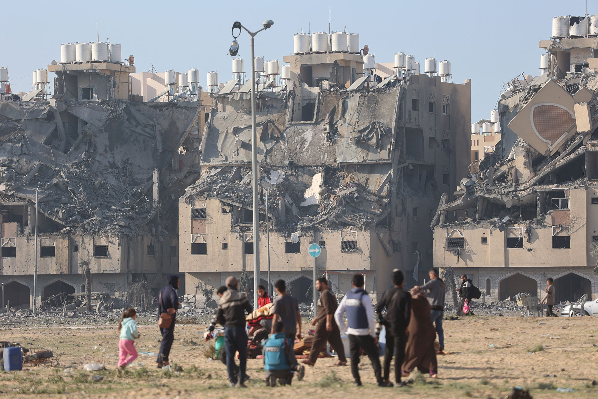 وزير الدفاع الأمريكي: المدنيون مركز الثقل في حرب غزة