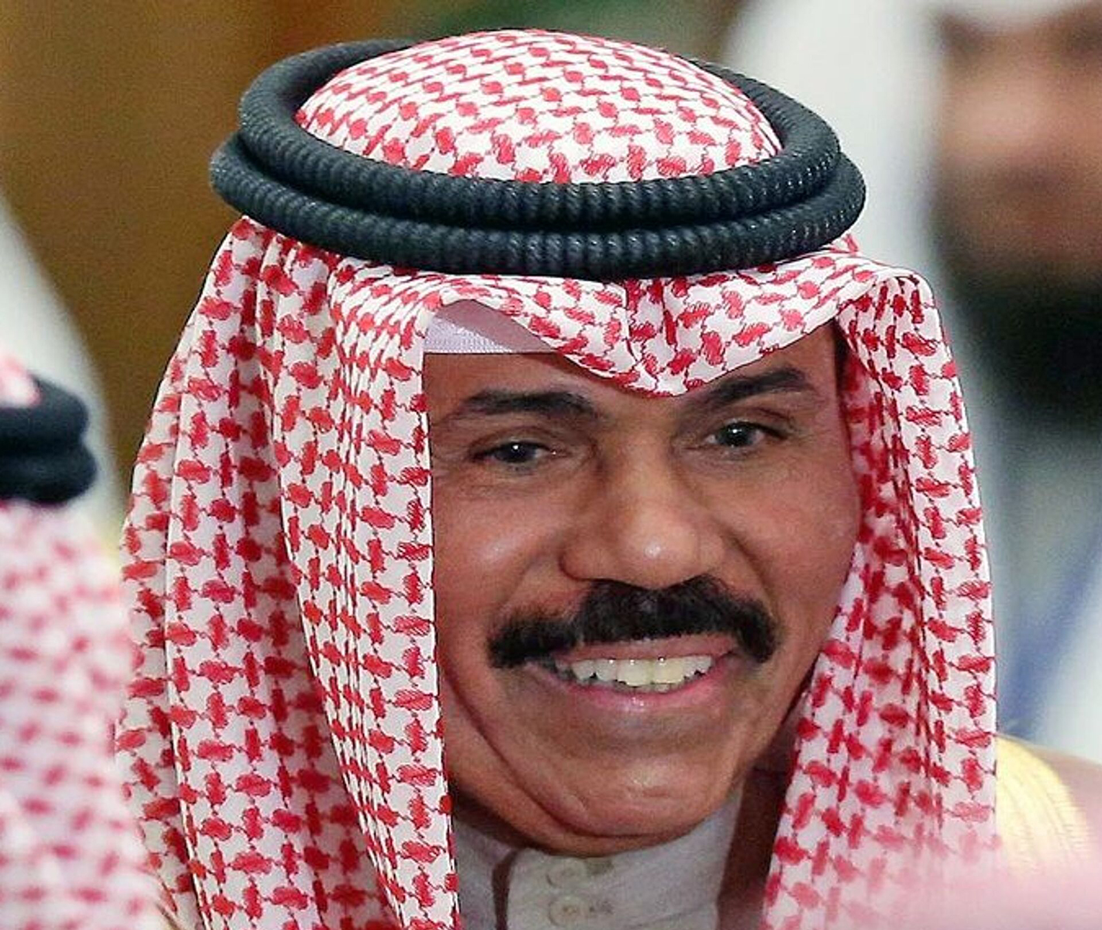 الديوان الأميري الكويتي يؤكد استقرار الوضع الصحي للشيخ نواف الأحمد