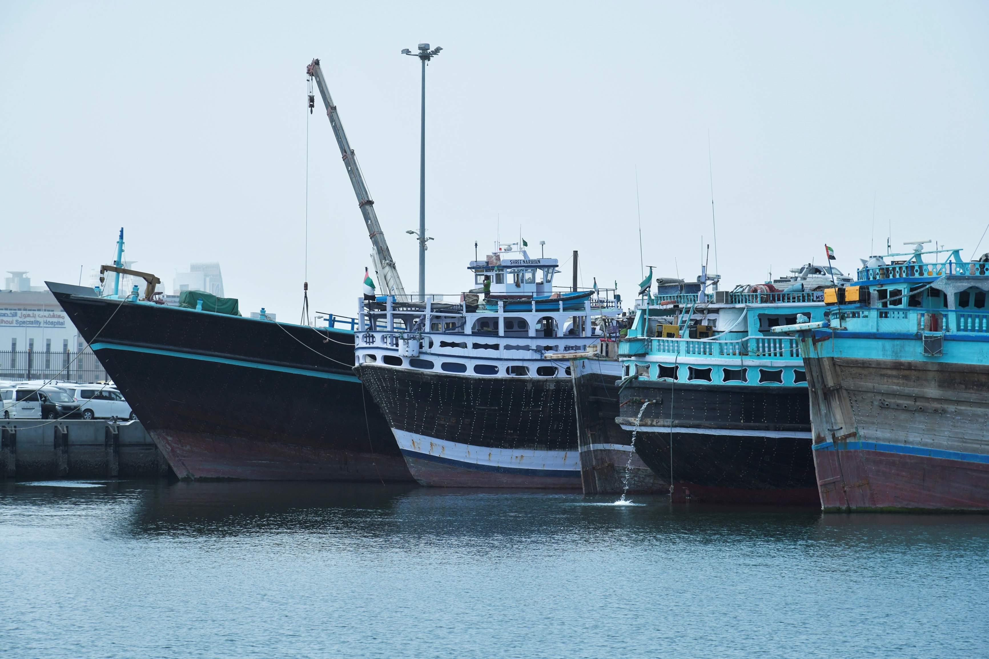 مكتب الوكيل الملاحي للسفن الخشبية في دبي يستقبل نحو 11 ألف سفينة خلال عام 2023