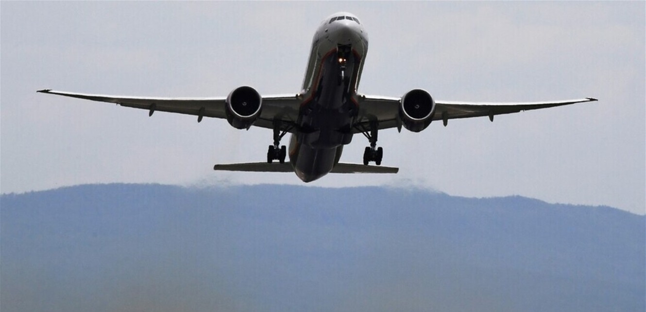 صياد يفجر مفاجأة بشأن طائرة اختفت قبل 9 سنوات بـ227 راكباً