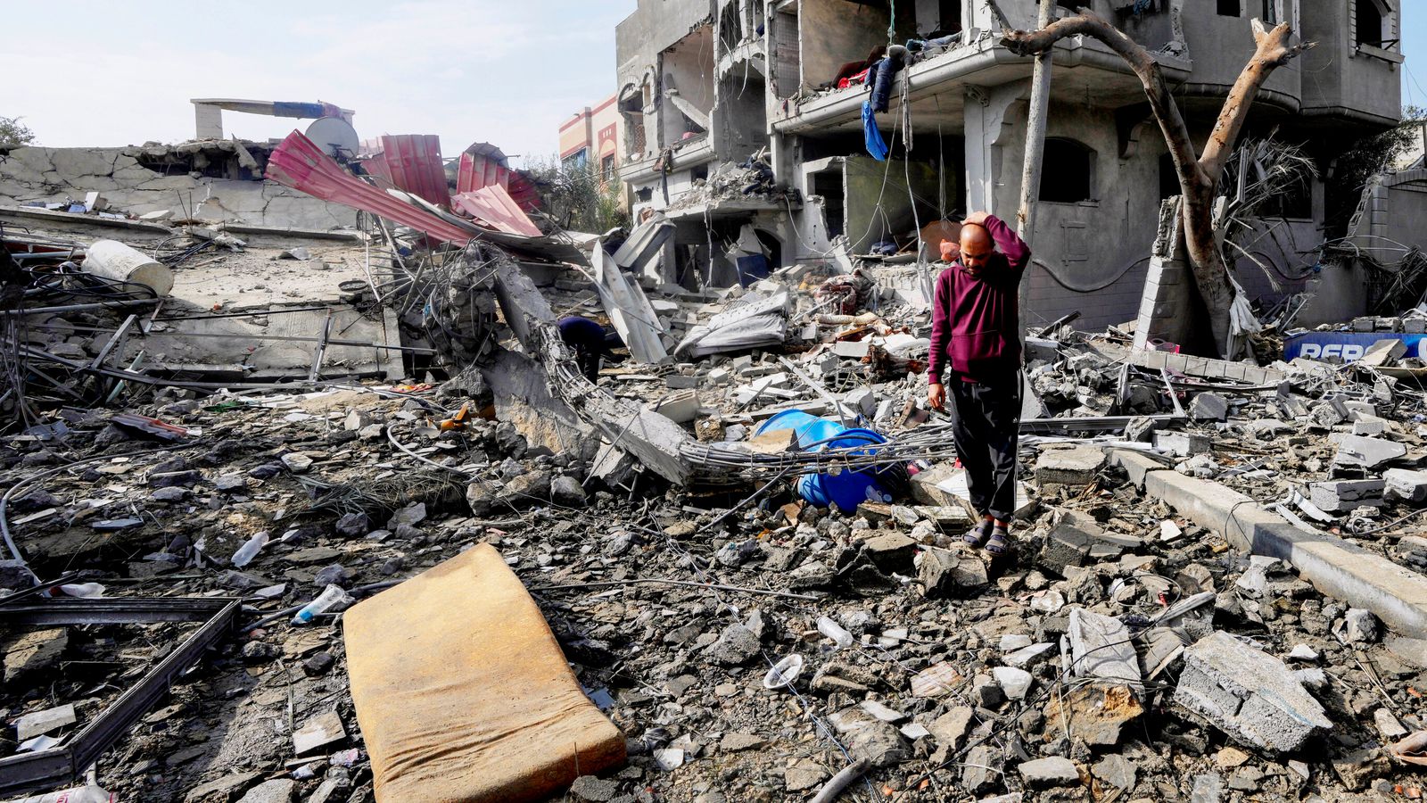 ارتفاع حصيلة قتلى القصف الاسرائيلي في غزة إلى 21672 شخصاً