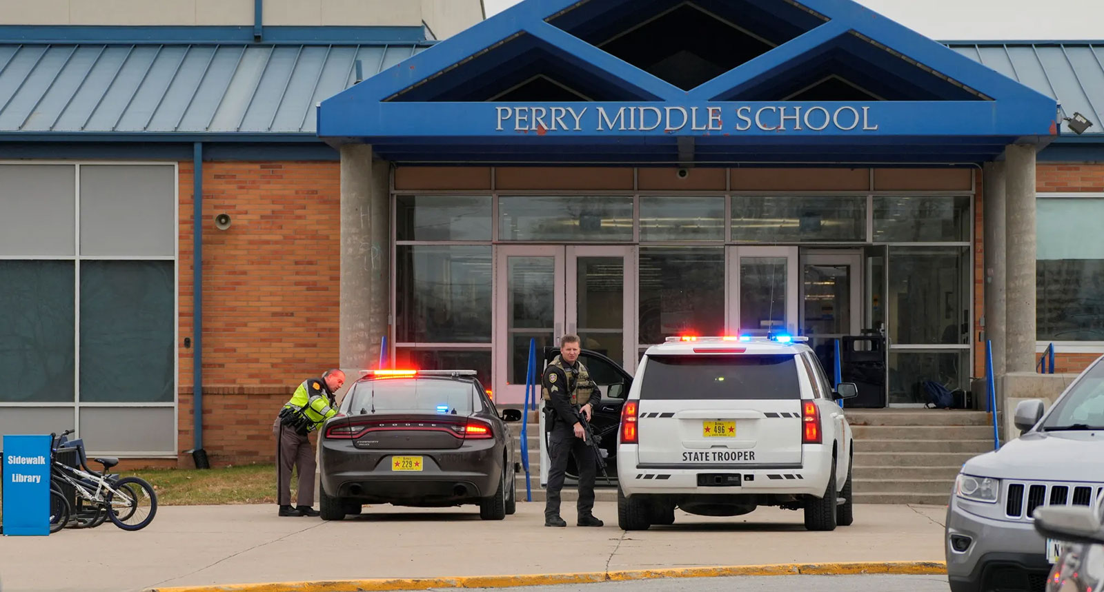 قتيل وخمسة جرحى برصاص تلميذ أطلق النار في مدرسته بولاية آيوا الأميركية