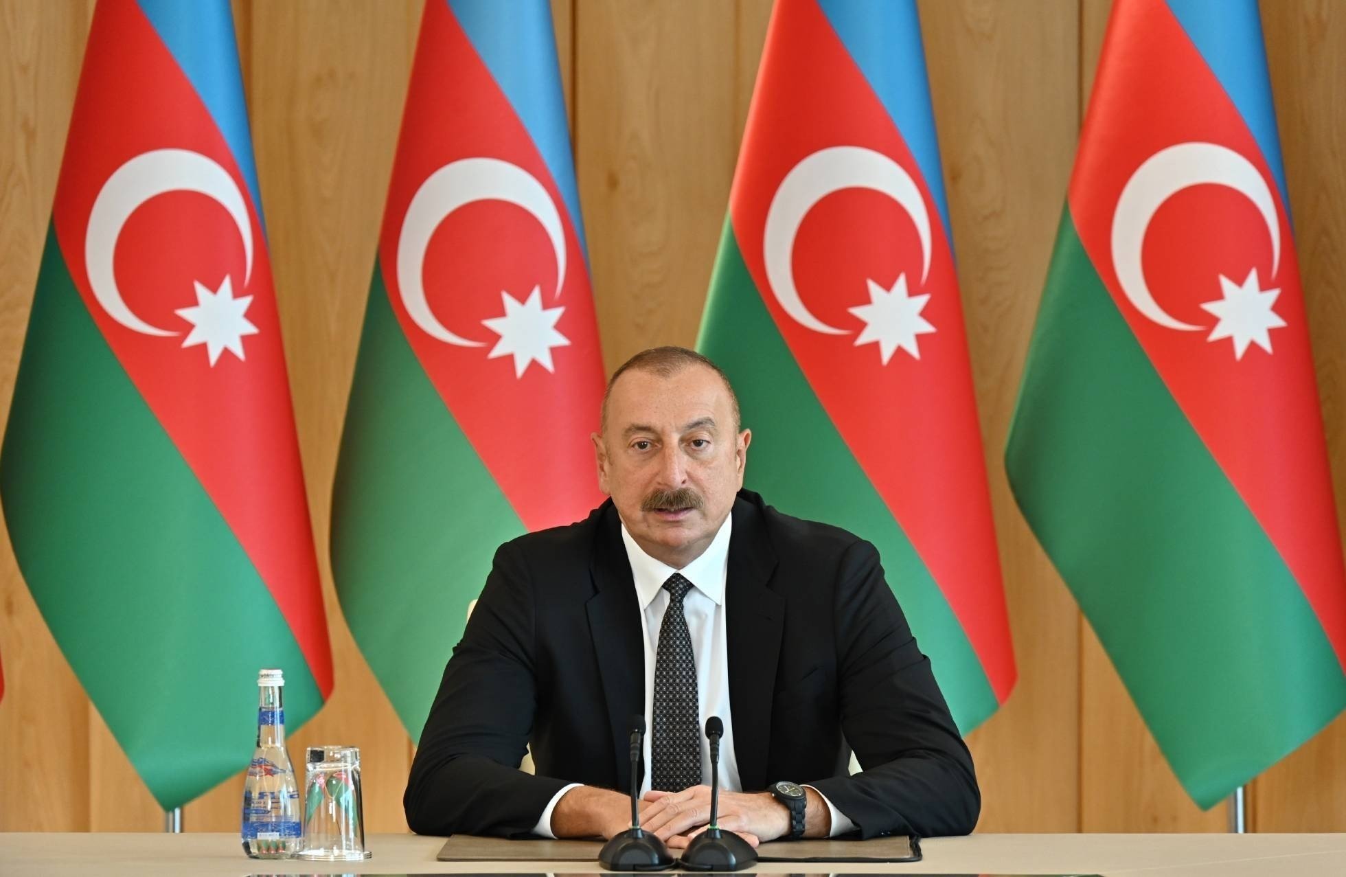 كفانا حروباً .. رئيس أذربيجان متفائل بتوقيع اتفاق سلام مع أرمينيا