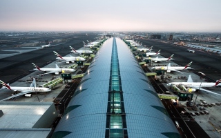 الصورة: الصورة: مطار دبي الدولي الأكبر عالمياً في السعة المقعدية