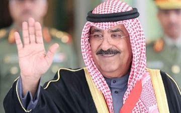 الصورة: الصورة: أمير الكويت يعين رئيس الوزراء نائباً له خلال فترة غيابه عن البلاد