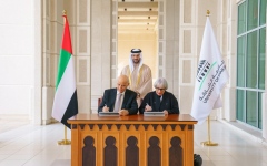 الصورة: الصورة: سلطان بن أحمد يشهد توقيع اتفاقية بين جامعتي الشارقة ولوبيك الألمانية