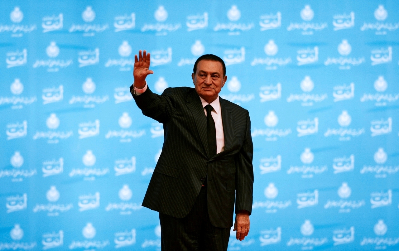 الصورة : 2011 تخلي الرئيس المصري حسني مبارك عن منصبه..أعلن ذلك نائبه عمر سليمان.