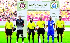 الصورة: الصورة: 4 عناصر نسائية يتألقن في مباراة الجزيرة والعربي