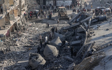 الصورة: الصورة: ارتفاع حصيلة القصف الإسرائيلي على غزة إلى 29 ألفاً و606 قتلى