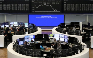 الصورة: الصورة: الأسهم الأوروبية تتراجع قبل أسبوع حافل بالبيانات الاقتصادية