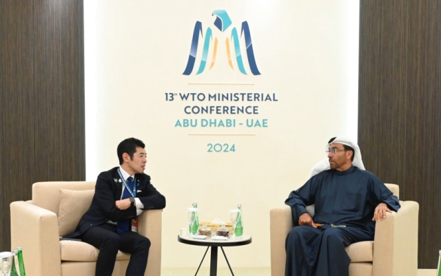 الصورة: الصورة: الإمارات واليابان تبحثان علاقات التعاون الاقتصادي