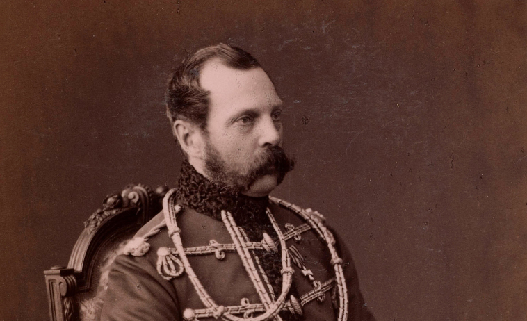 الصورة : 1861 ألكسندر الثاني في روسيا يوقع بيان تحرير العبيد