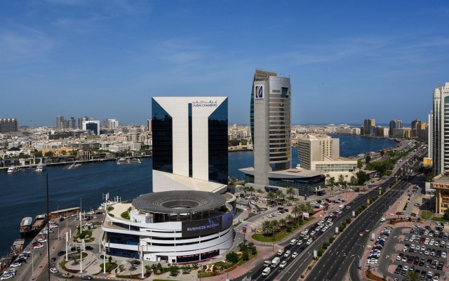 الصورة: الصورة: 158 مليار درهم صادرات أعضاء غرف دبي للأسواق الخليجية 2023