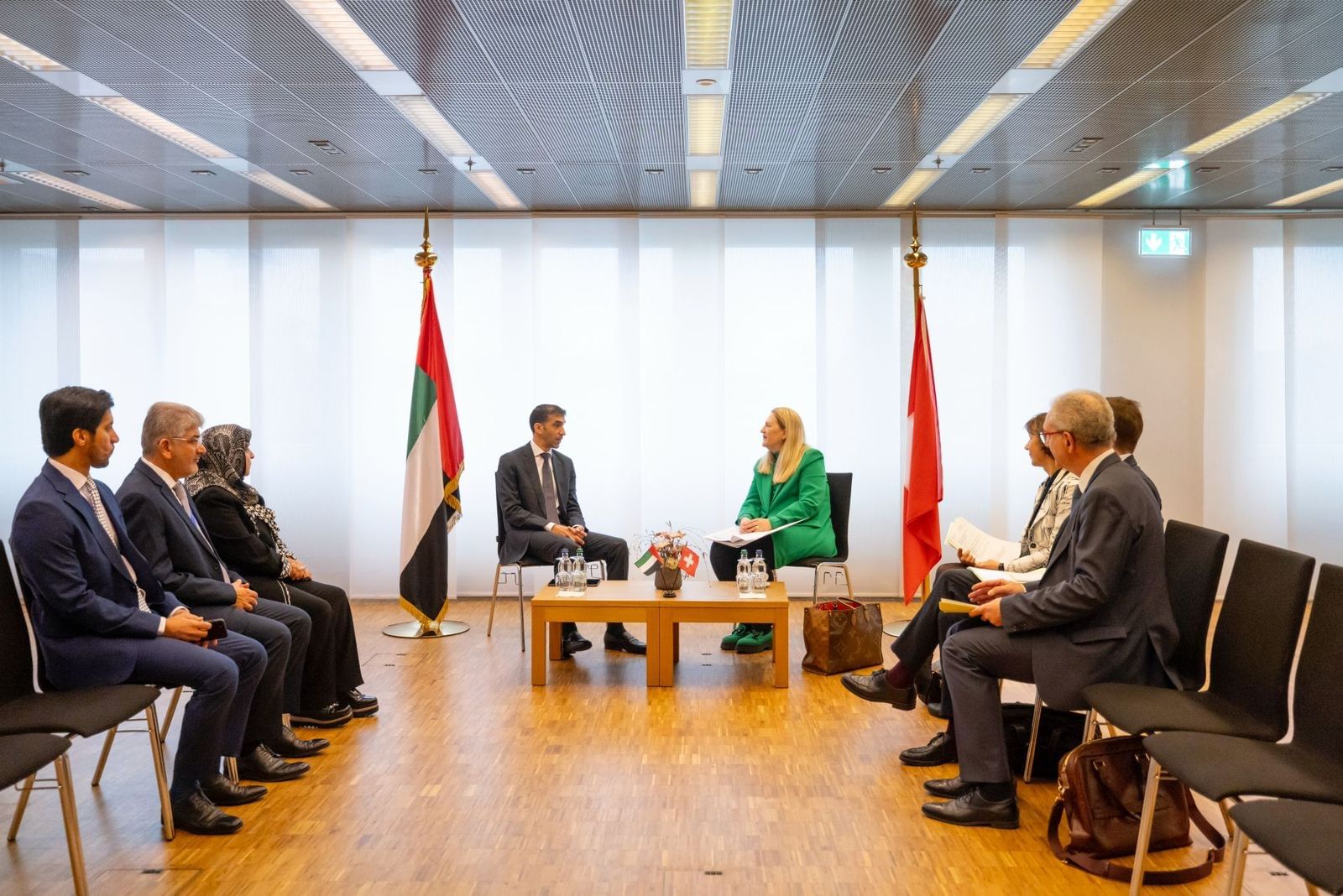 الإمارات وسويسرا تستكشفان الارتقاء بالعلاقات التجارية والاستثمارية إلى آفاق أرحب