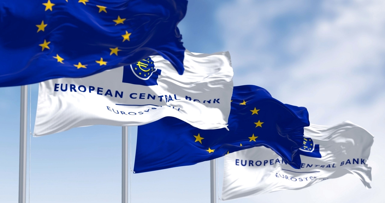 تضخم الخدمات يشجع متشددي المركزي الأوروبي على مقاومة خفض الفائدة