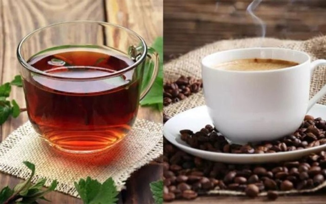 الصورة: الصورة: تناول الشاي والقهوة في منتصف العمر يمنحك قوة في الشيخوخة