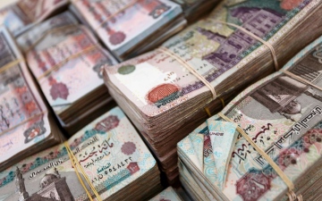 الصورة: الصورة: الجنيه المصري يسجل أطول فترة ارتفاع متصلة أمام الدولار منذ 2022