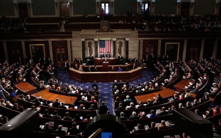 أعضاء الكونغرس الأمريكي يبدأون عطلة مدتها أسبوعان بدون اتفاق بشأن أوكرانيا