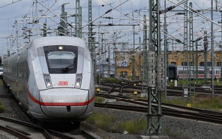 السكك الحديدية الألمانية تلبي طلب النقابة بأسبوع عمل 35 ساعة