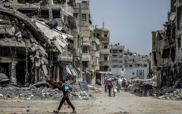 الصورة: الصورة: غارات إسرائيلية على غزة.. وقصف على رفح يثير مخاوف بدء الاجتياح