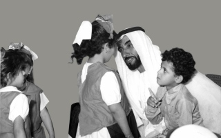 في «يوم زايد للعمل الإنساني».. الإمارات تواصل مسيرة العطاء ونشر الأمل